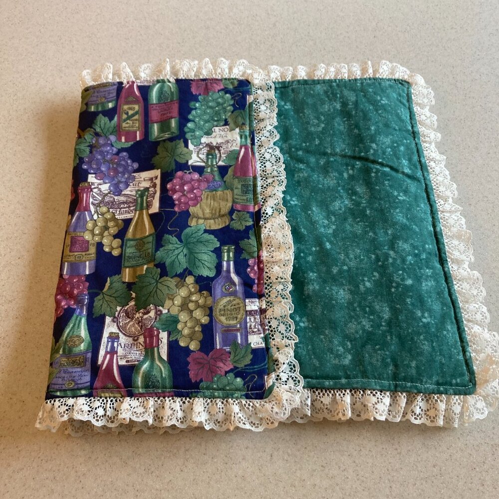 Buffet Scarf Table Runner Reversible Patterns Wine Bottles, Grapes & Leaves